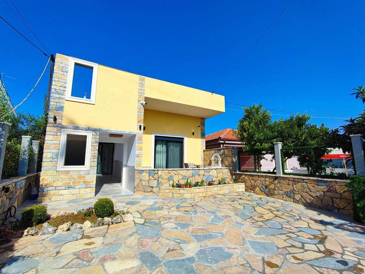 Arial Trinity Suites Vlorë Exterior foto