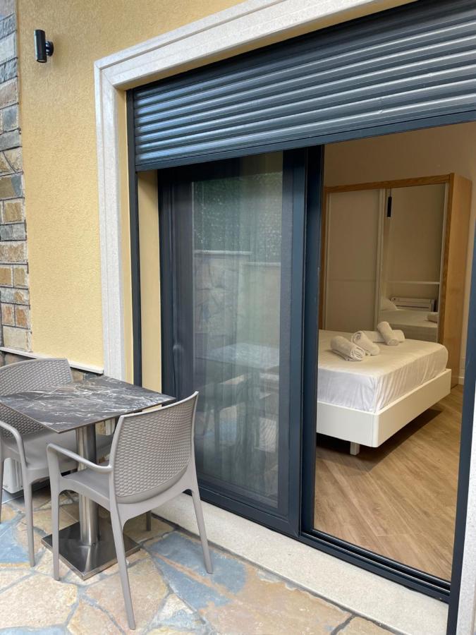 Arial Trinity Suites Vlorë Exterior foto
