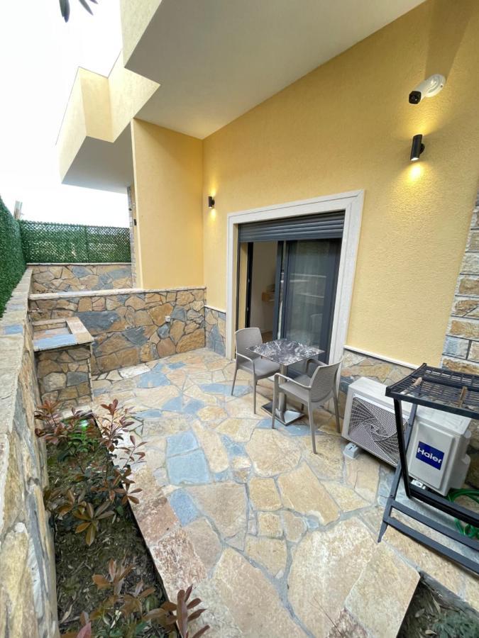 Arial Trinity Suites Vlorë Exterior foto
