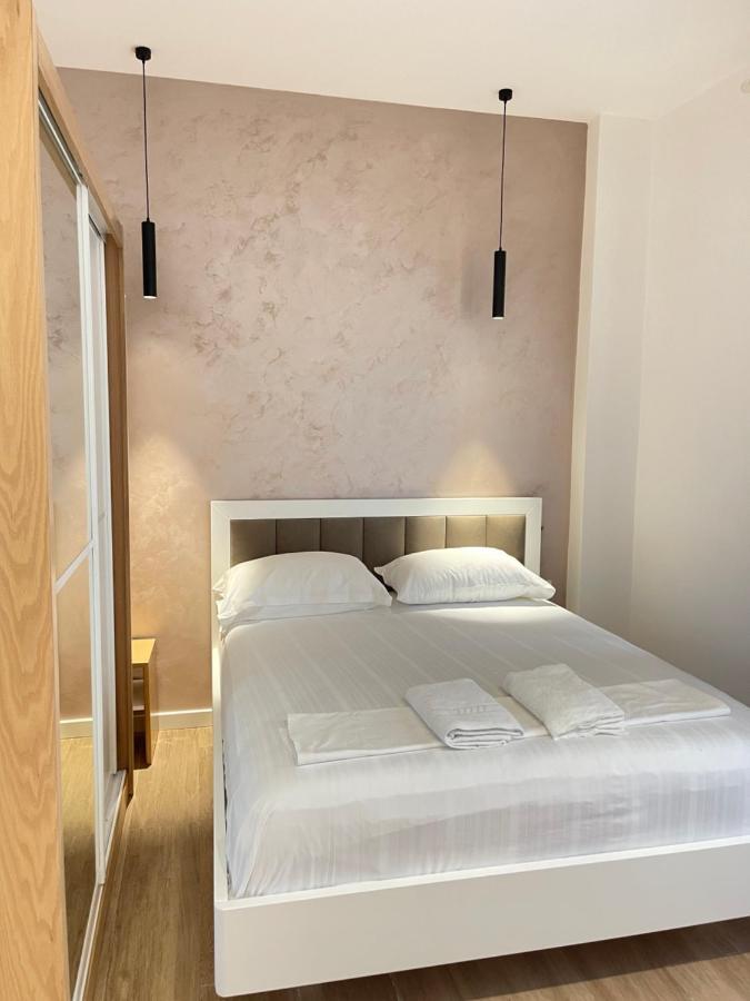 Arial Trinity Suites Vlorë Exterior foto