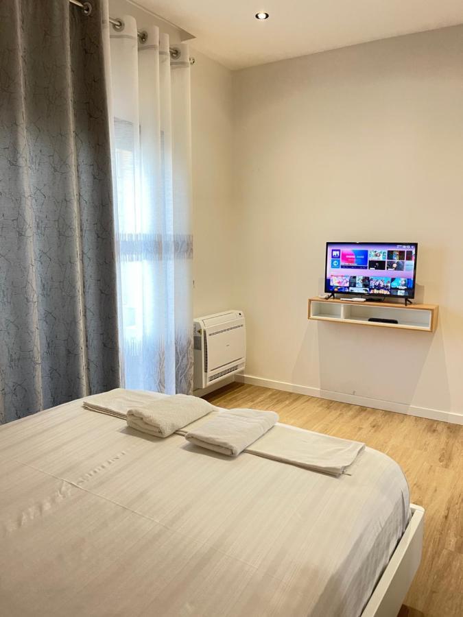 Arial Trinity Suites Vlorë Exterior foto