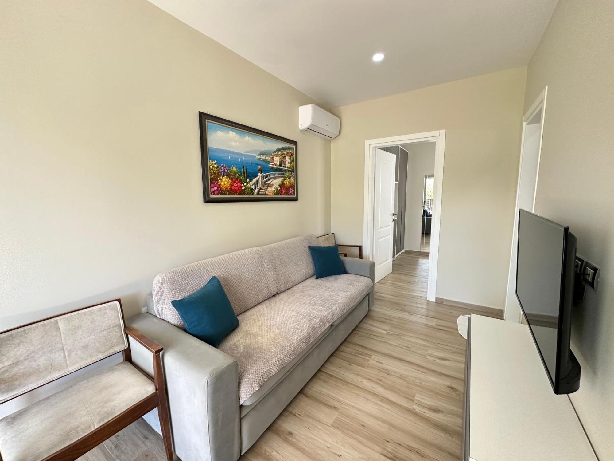 Arial Trinity Suites Vlorë Exterior foto