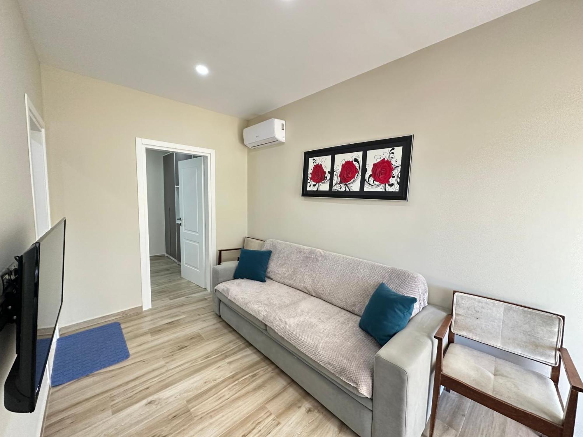 Arial Trinity Suites Vlorë Exterior foto