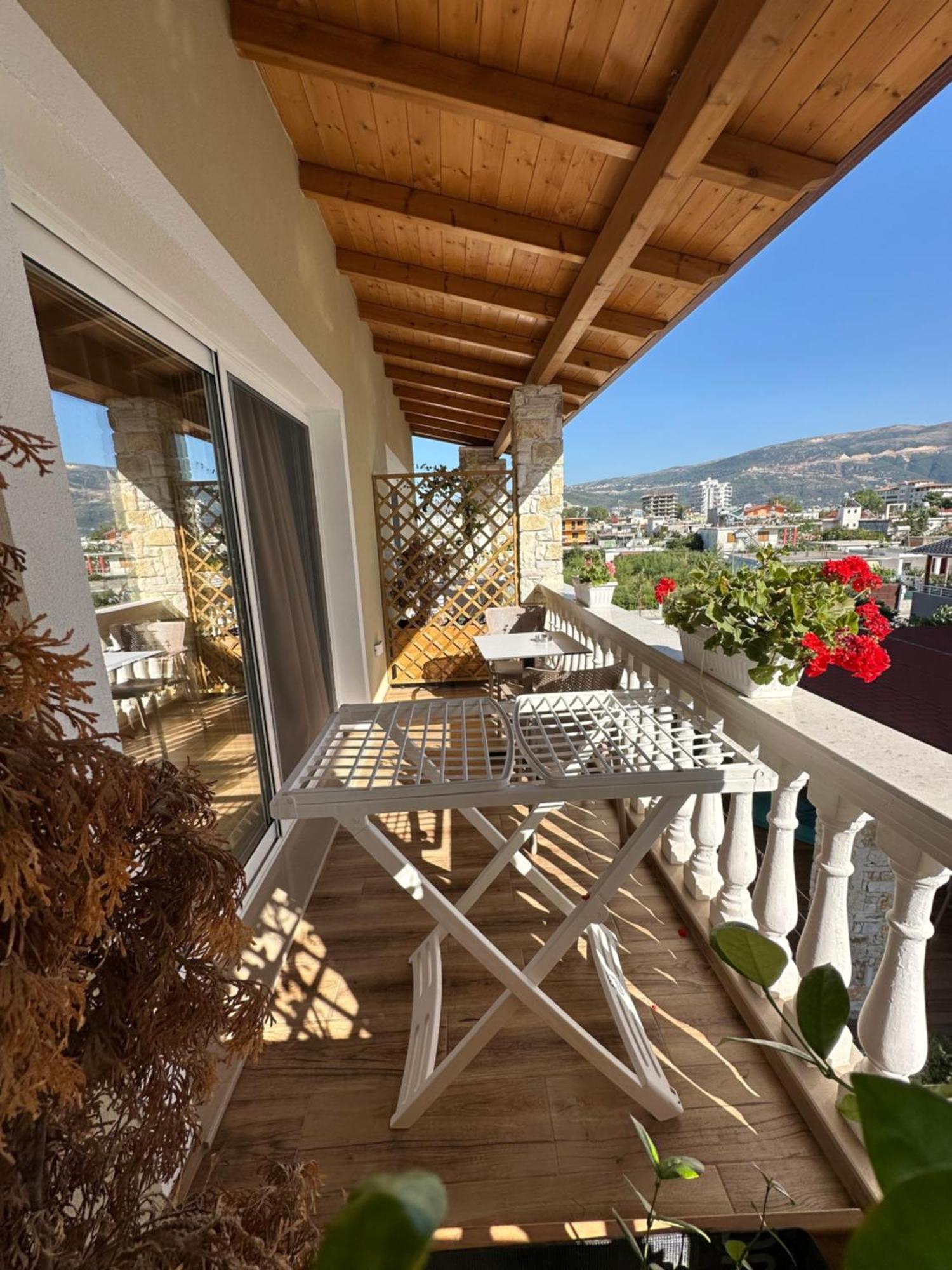 Arial Trinity Suites Vlorë Exterior foto